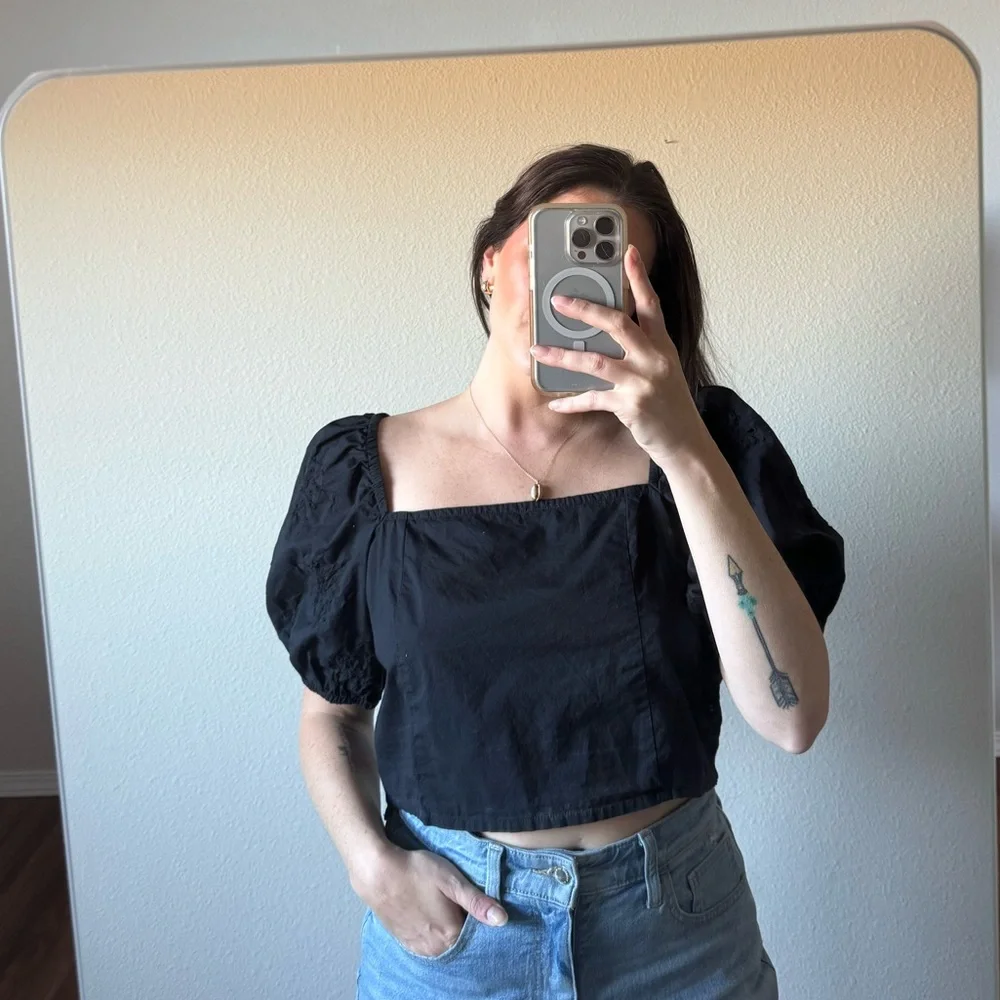 H&M Crop Top - Picture 2 of 7